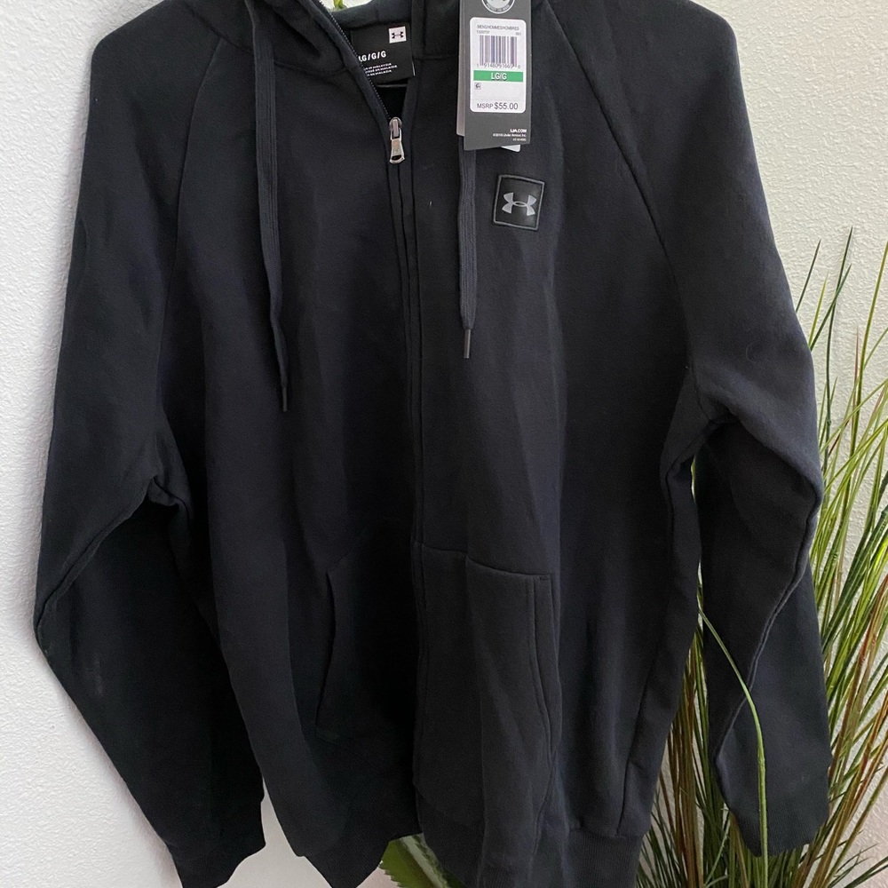 Brand NWT Men’s Under Armour Hoodie